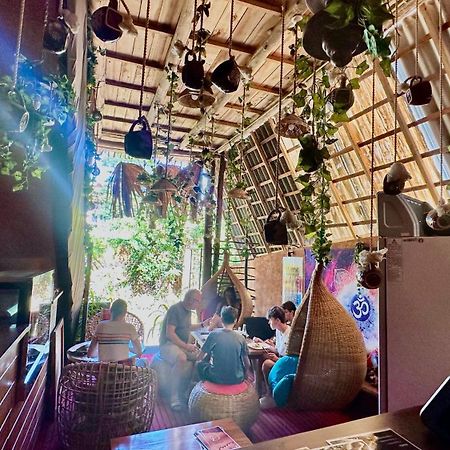 A Lounge Hostel And Cafe 埃拉 外观 照片