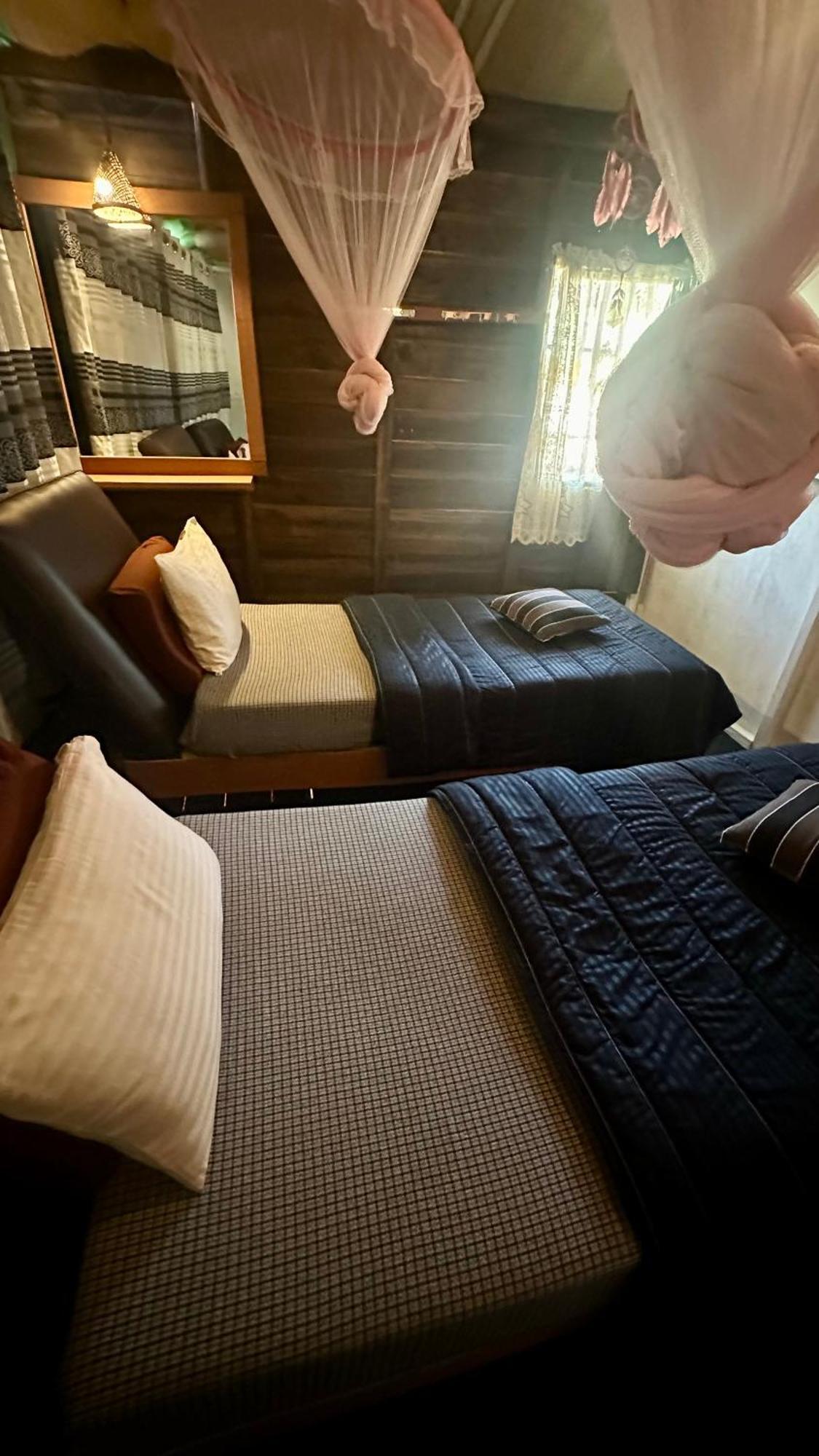A Lounge Hostel And Cafe 埃拉 外观 照片