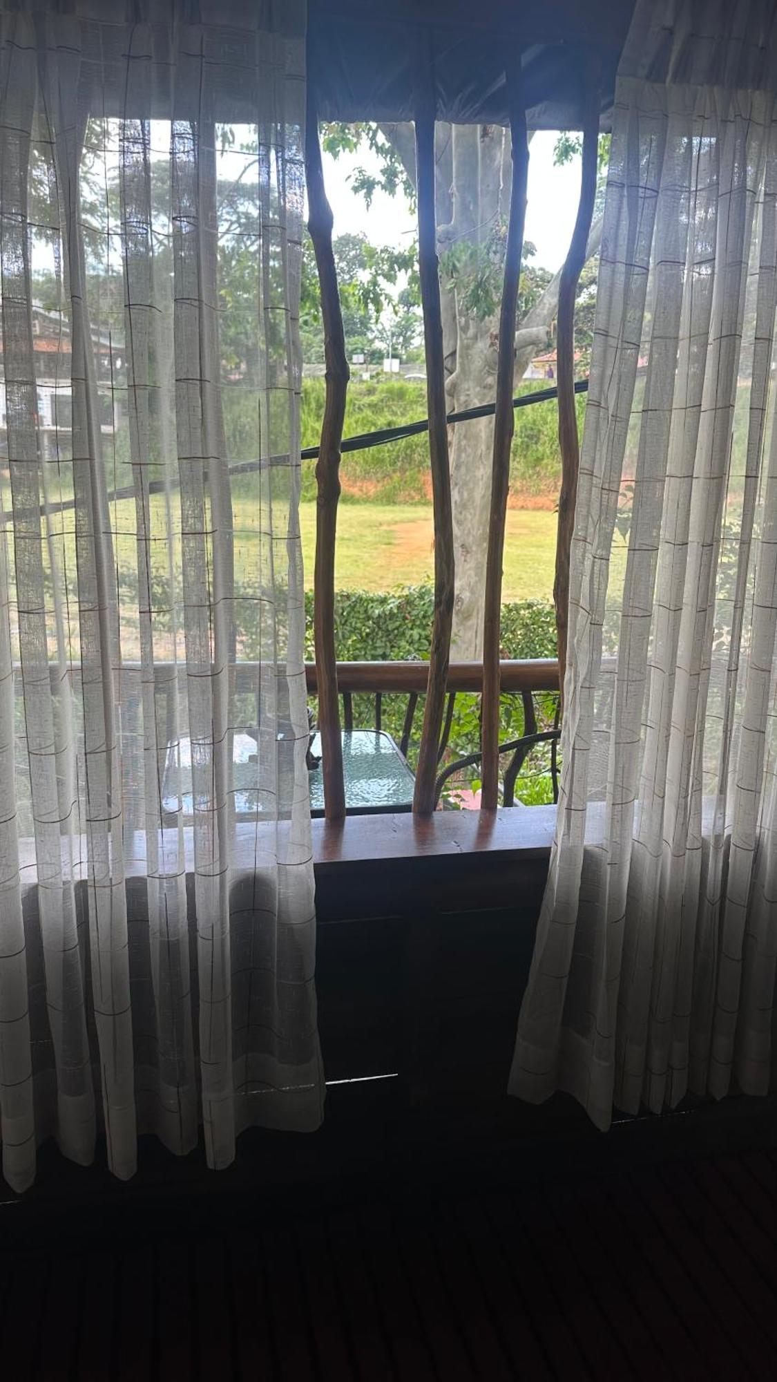 A Lounge Hostel And Cafe 埃拉 外观 照片